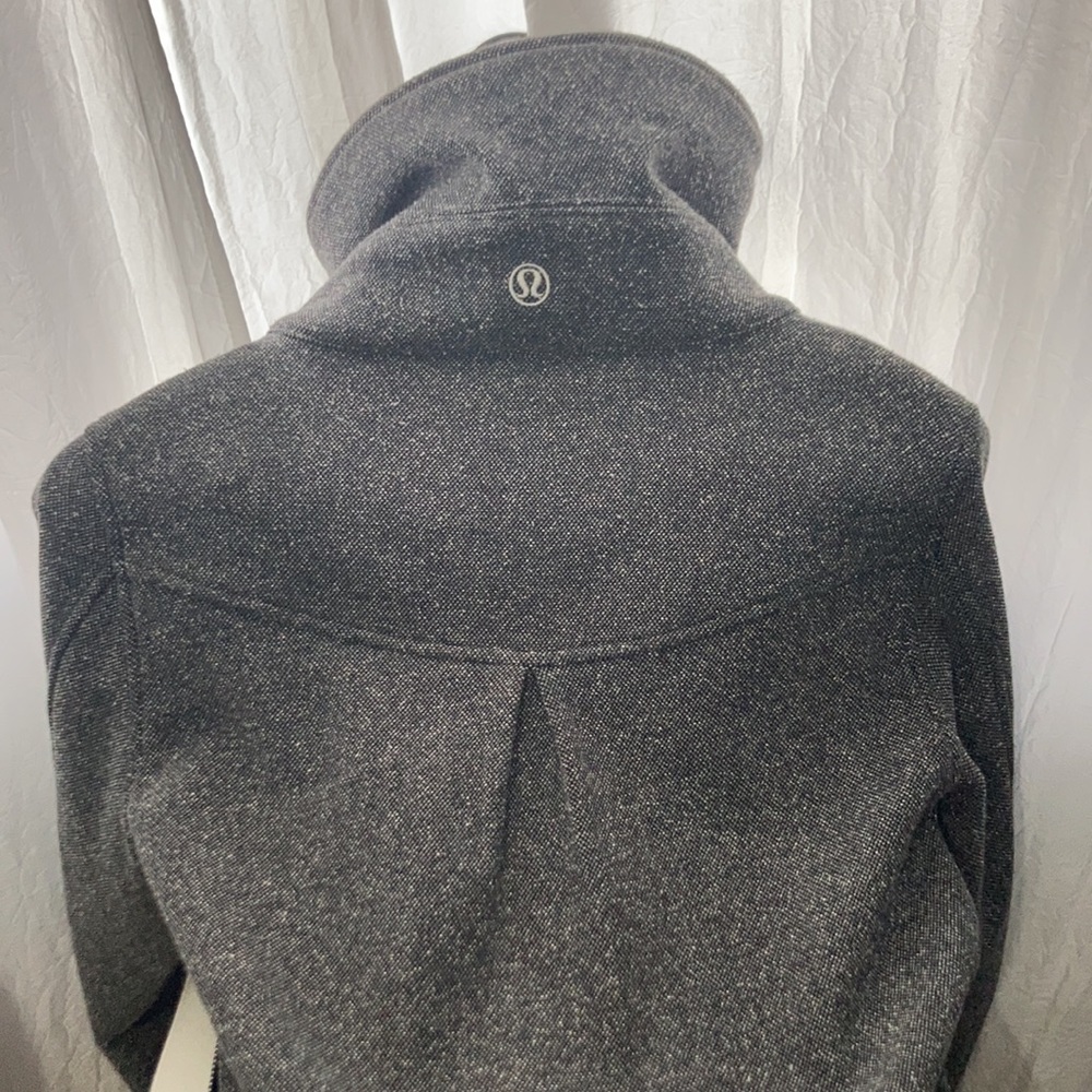 Lululemon Heather Gray Light Zip Button Jacket - image 6